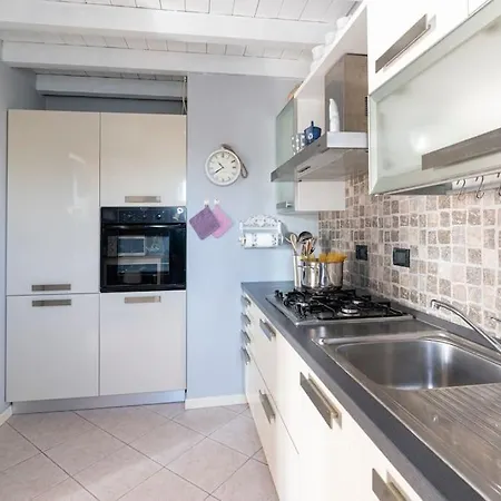 Apartment Casa Brilde, Con Piscina Salo
