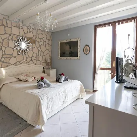 Casa Brilde, Con Piscina Apartment Salo