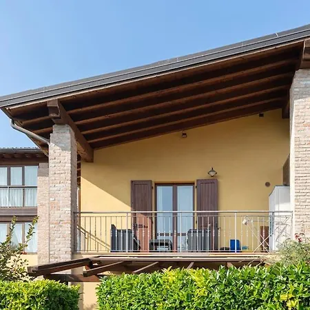 Apartment Casa Brilde, Con Piscina Salo